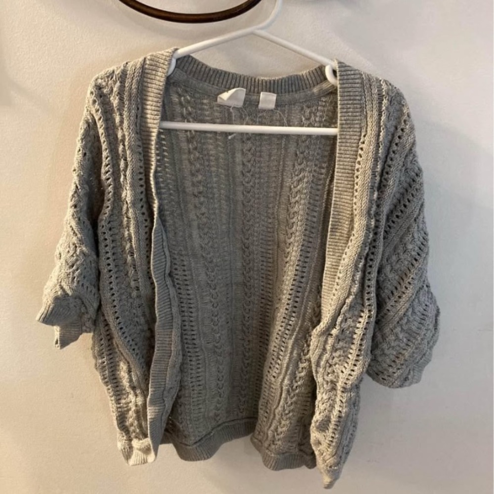 Girls Cardigan Sweater (GAP)
- Size 6-7